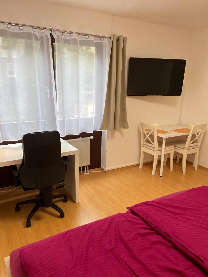 Zimmer Im Herzen Von Durlach Karlsruhe Exteriér fotografie